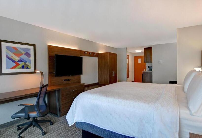 带大床的套房, Holiday Inn Express Hotel & Suites Anderson I 85   Hwy 76, Exit 19b, An Ihg