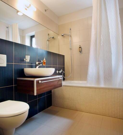 Номер Deluxe, Belassi