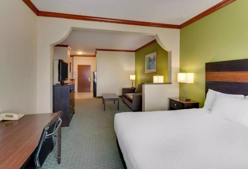 Sviitti, Comfort Inn & Suites