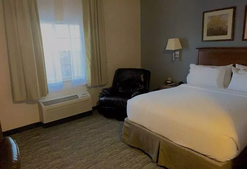 スタンダードスタジオ, Candlewood Suites Augusta, An Ihg