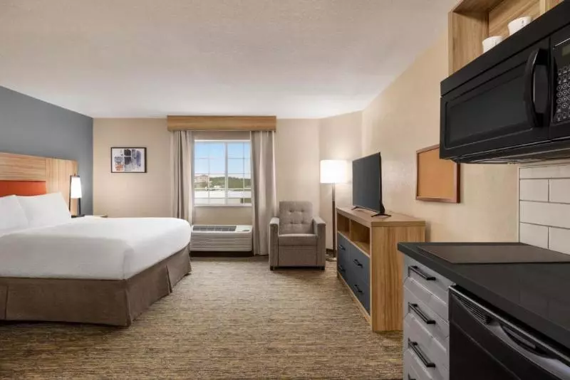 スタンダードスタジオ, Candlewood Suites Augusta, An Ihg