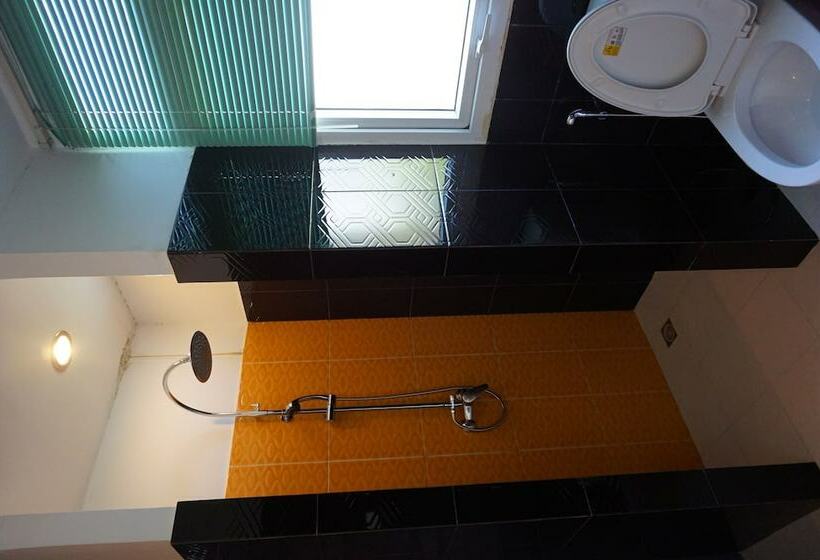 חדר סטנדרט יחיד, Day Inn