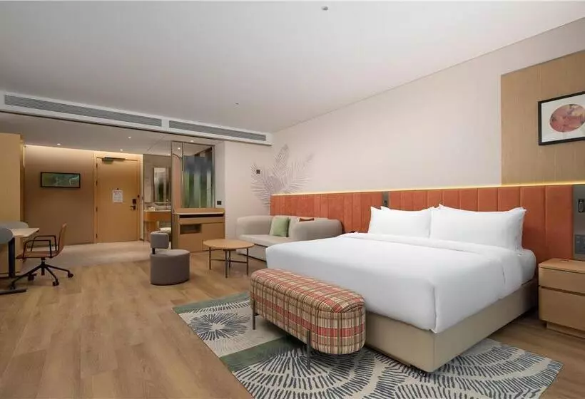 キングサイズベッドのデラックスルーム, Hilton Branson Convention Center