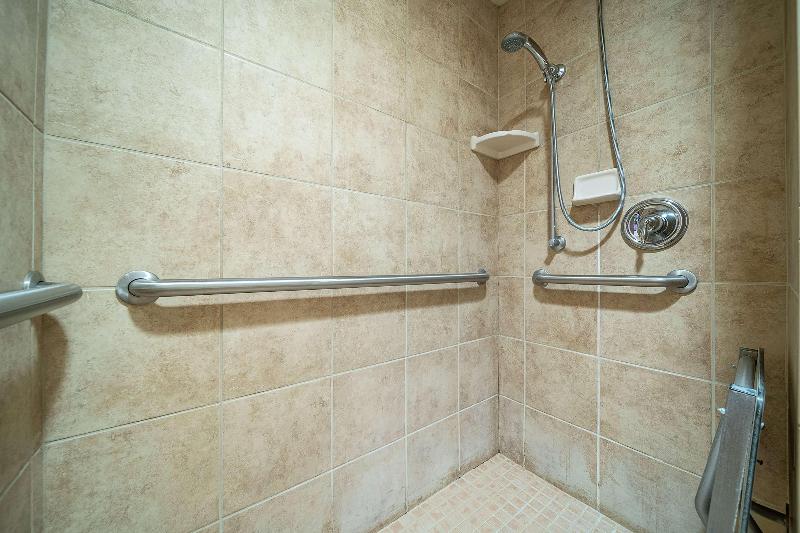 キングサイズベッドのスタンダードルーム, Hilton Garden Inn Kalispell