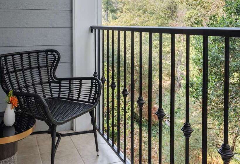 غرفة قياسية سرير كينج, Hilton St. Petersburg Carillon Park