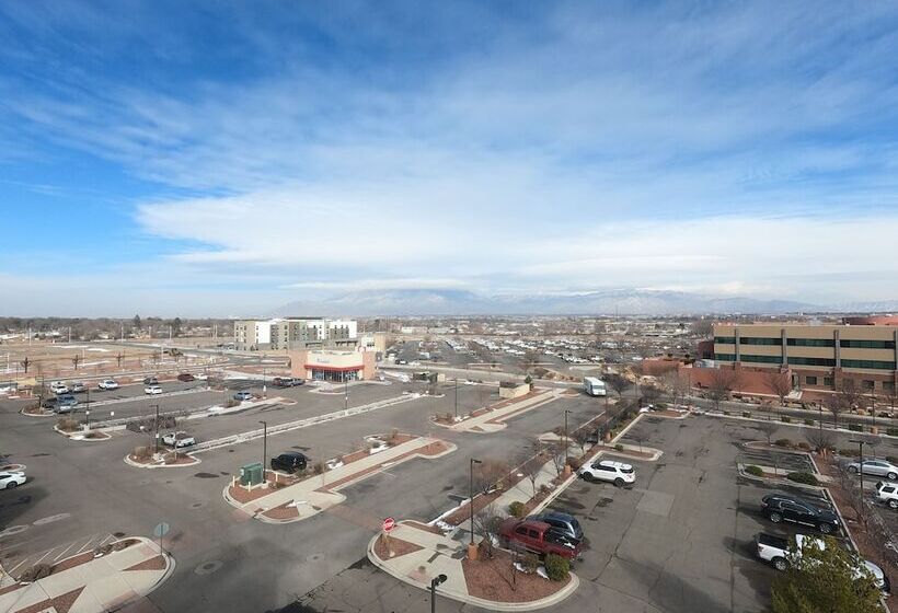 סוויטה, Holiday Inn Express & Suites Albuquerque Historic Old Town, An Ihg