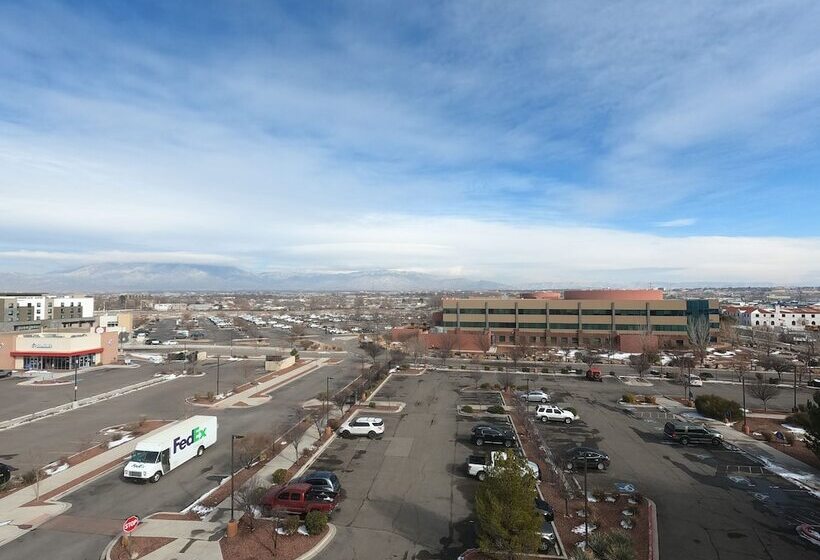 סוויטה, Holiday Inn Express & Suites Albuquerque Historic Old Town, An Ihg