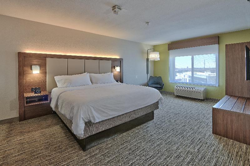 장애인을 위한 킹사이즈 침대 스탠다드 룸, Holiday Inn Express & Suites Albuquerque Historic Old Town, An Ihg