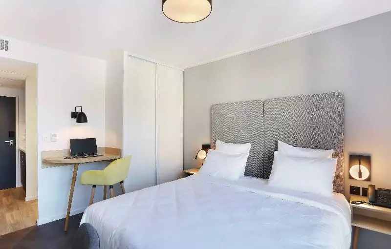 リバービュースタンダードルーム, Holiday Inn Express Hotel & Suites Astoria, An Ihg