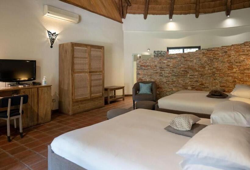 اتاق استاندارد با تخت بزرگ, Le Petit Village Boutique Hotel & Spa