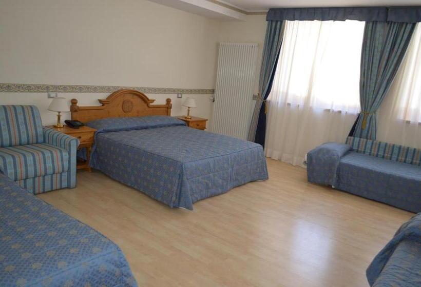 חדר סטנדרט לארבעה, Park