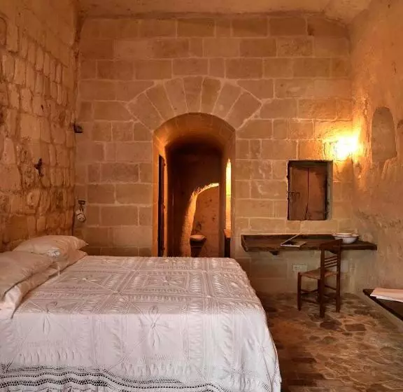 اتاق کلاسیک, Sextantio Le Grotte Della Civita