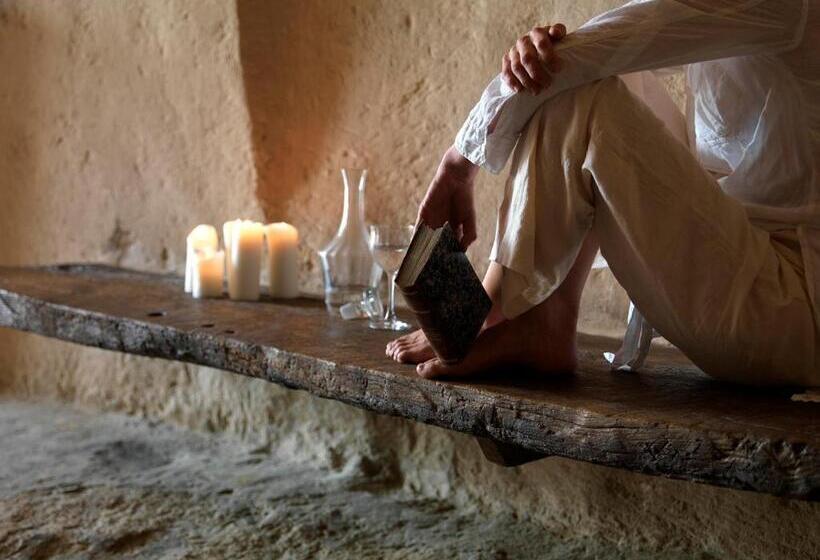 高级大房间, Sextantio Le Grotte Della Civita