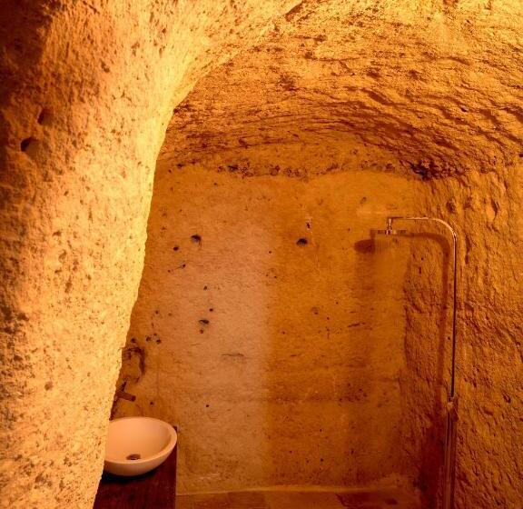 高级大房间, Sextantio Le Grotte Della Civita