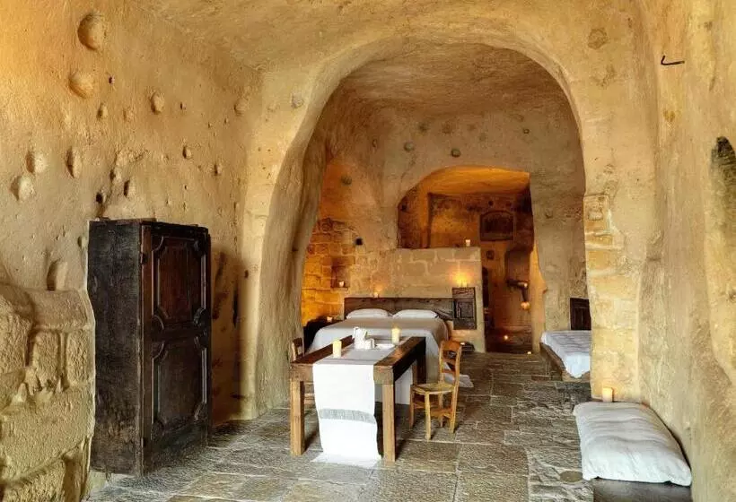 سوییت اجرایی, Sextantio Le Grotte Della Civita