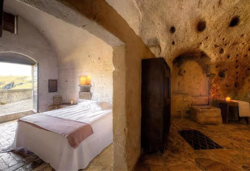 اتاق سوپریور, Sextantio Le Grotte Della Civita