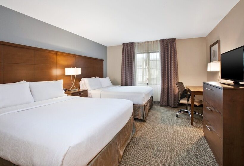 جناح لذوى الاحتياجات الخاصة, Staybridge Suites Kalamazoo, An Ihg
