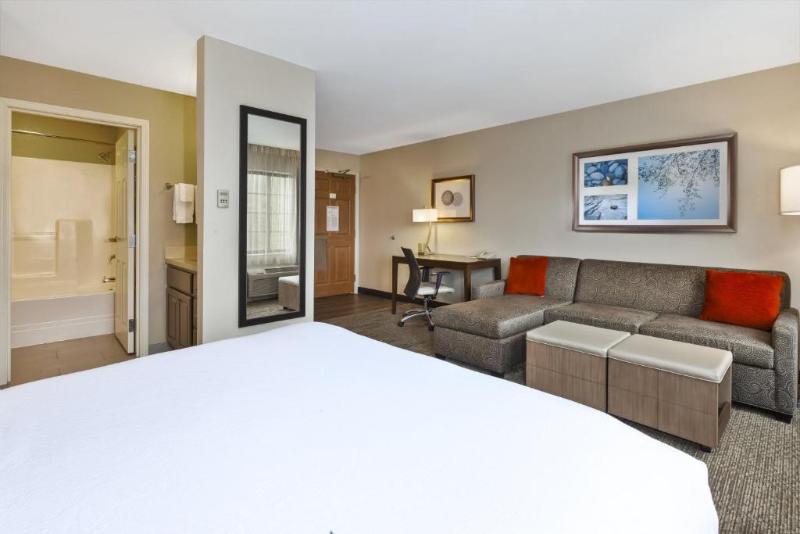 جناح سرير كينج, Staybridge Suites Kalamazoo, An Ihg