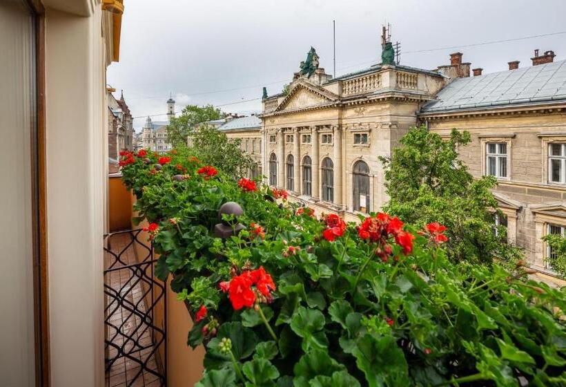 اتاق سوپریور, Swiss