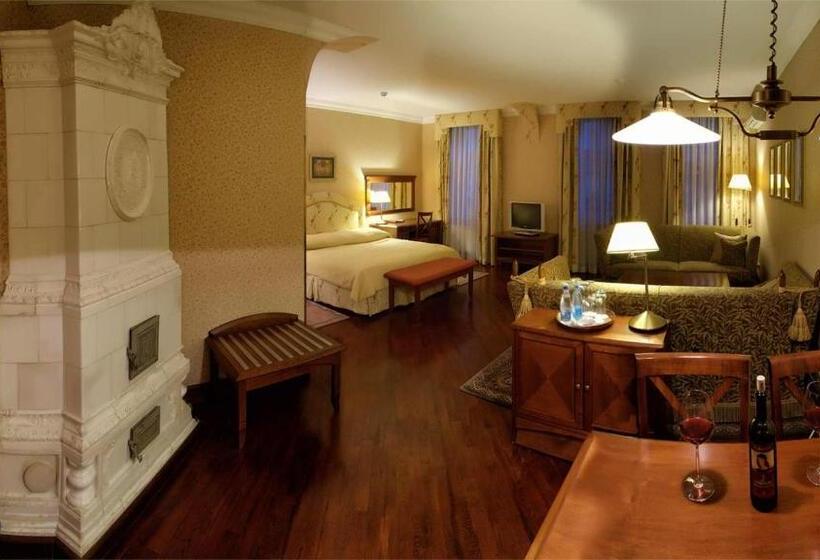 سوییت جونیور, Swiss