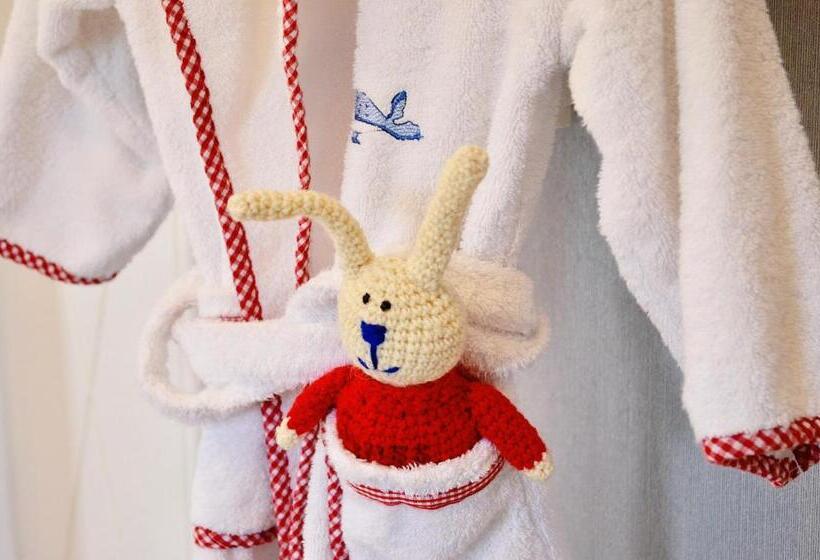 سوییت خانوادگی, Swiss