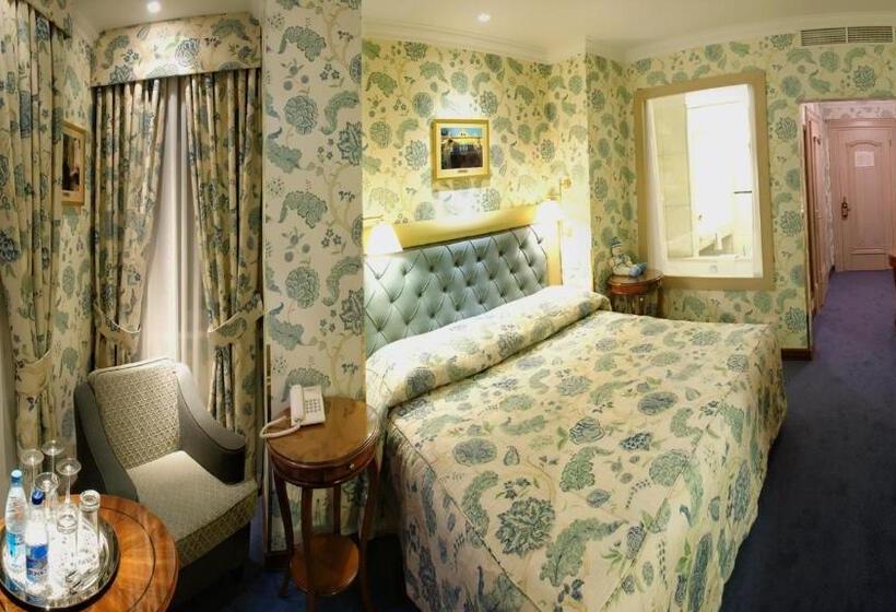 سوییت خانوادگی, Swiss