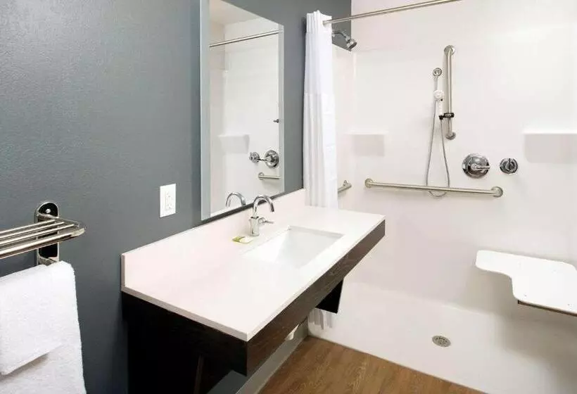 身障者適用スタンダードルーム, Woodspring Suites Charlotte Shelby