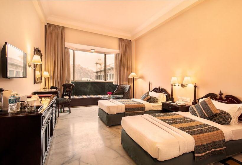 デラックスルーム, Kk Royal Hotel & Convention Centre