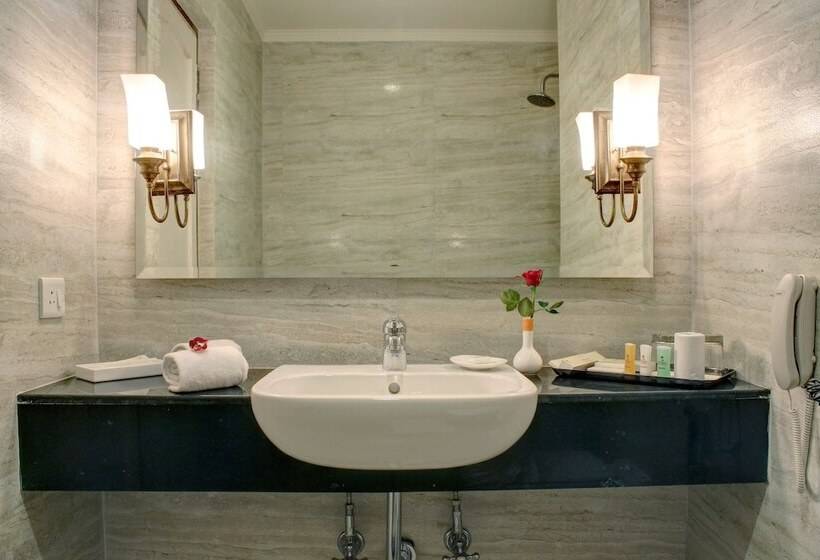 ロイヤルルーム, Kk Royal Hotel & Convention Centre