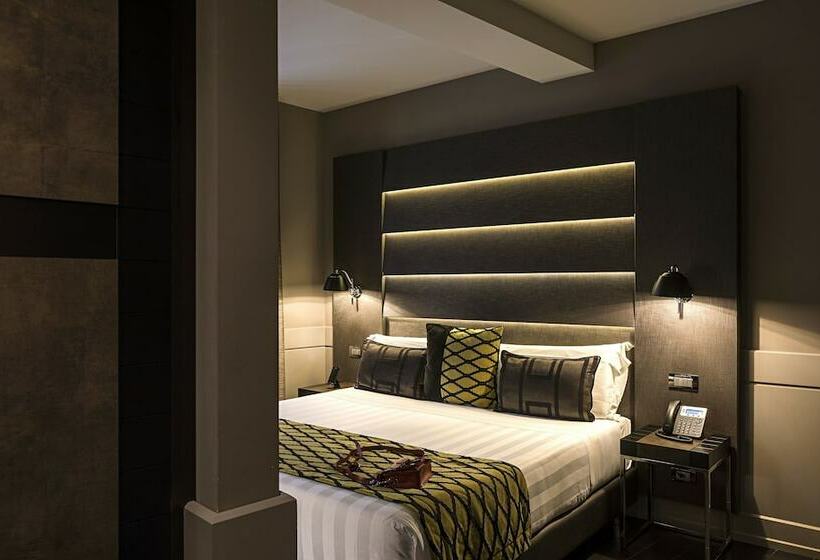 חדר קלאסי, The Style