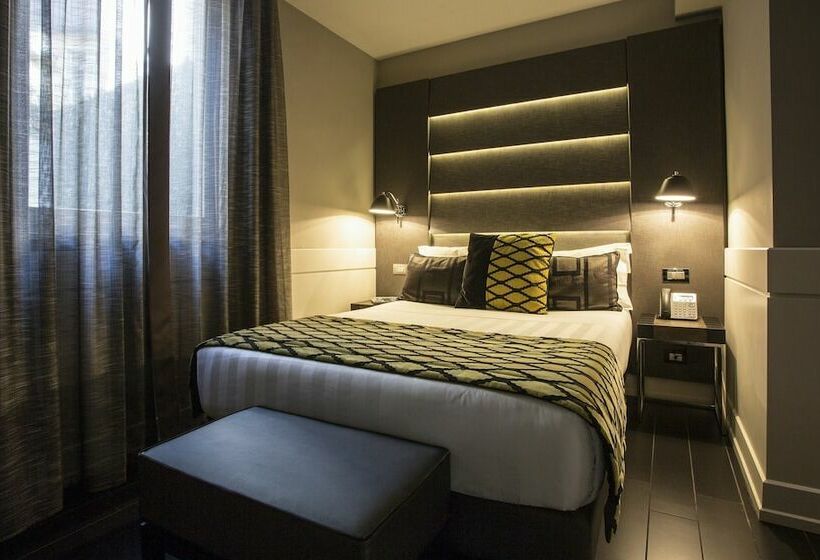 חדר סופריור, The Style