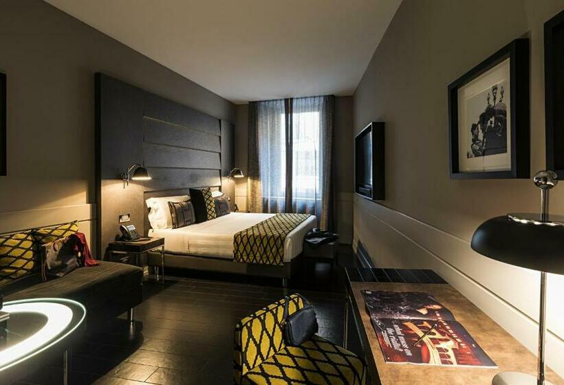 חדר דלוקס לשלושה, The Style