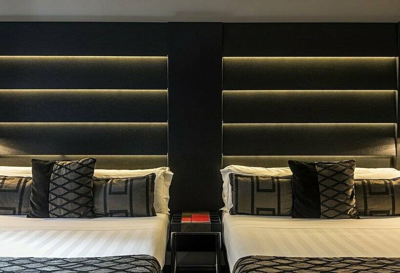 סוויטת ג'וניור, The Style