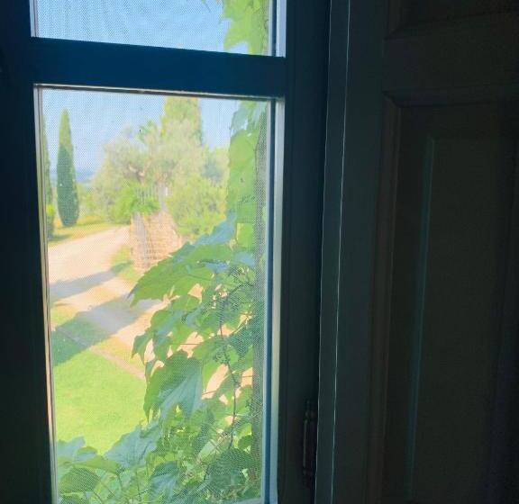 آپارتمان 2 خوابه, Locanda Di Santantimo