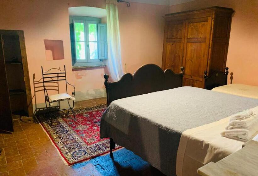 آپارتمان 2 خوابه, Locanda Di Santantimo