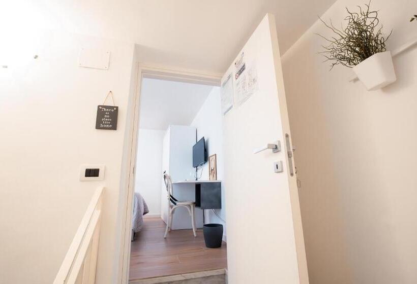 سوییت جونیور با چشم‌انداز دریا, Three Room   Sea View Luxury Loft