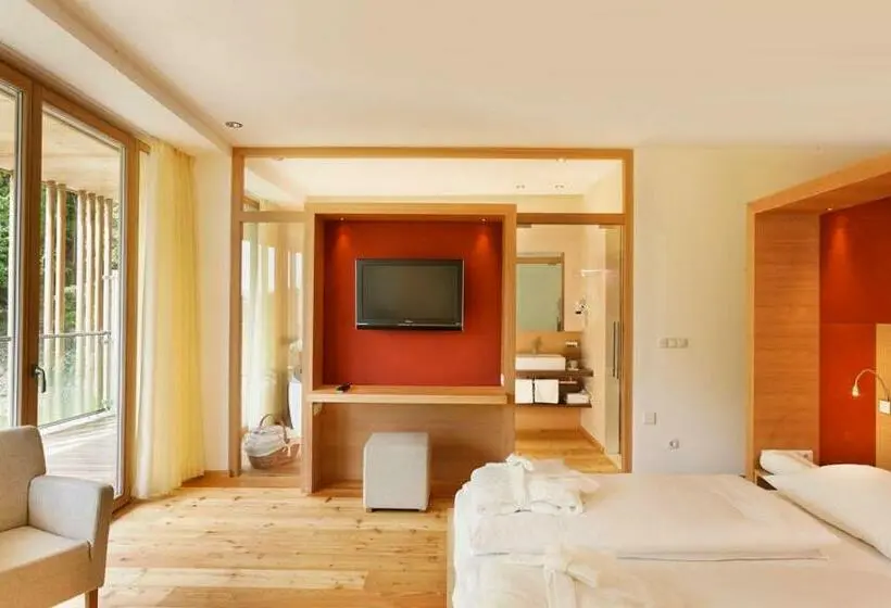 Comfort-huone, Der Waldhof