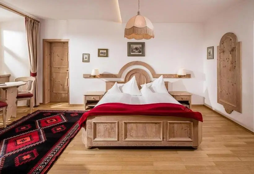 Classic-perhehuone, Saltauserhof