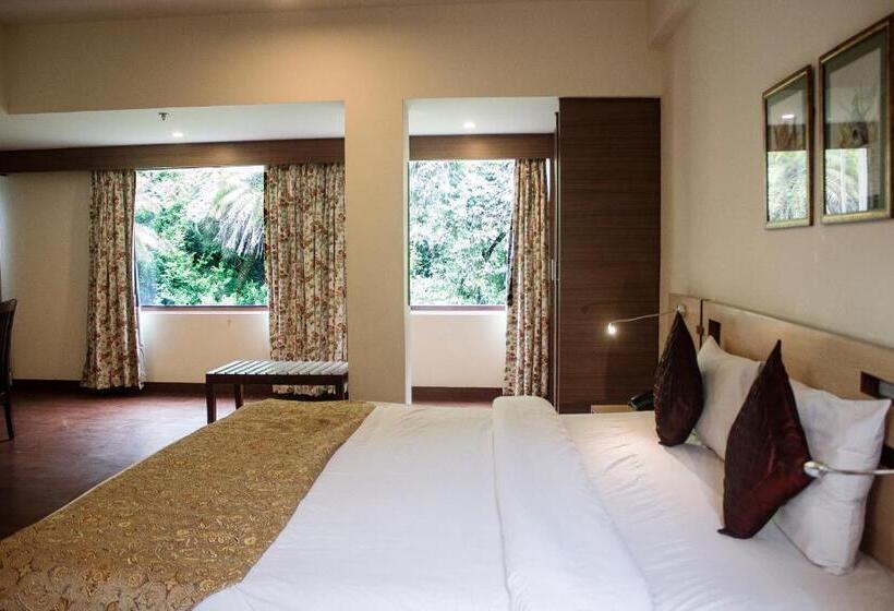 חדר סופריור עם מיטת קינג, Savoy Greens Jabli