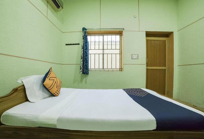 스탠다드 트리플 룸, Spot On 67781 Bgr Gardens