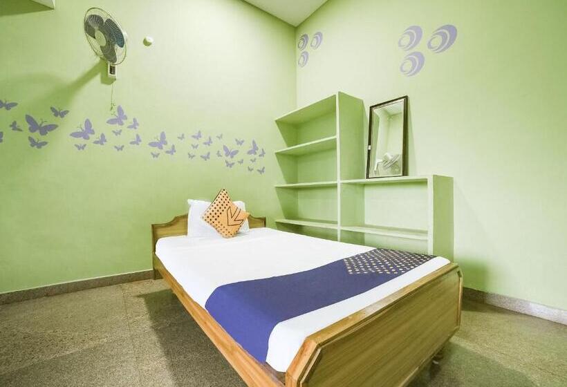 스탠다드 트리플 룸, Spot On 67781 Bgr Gardens