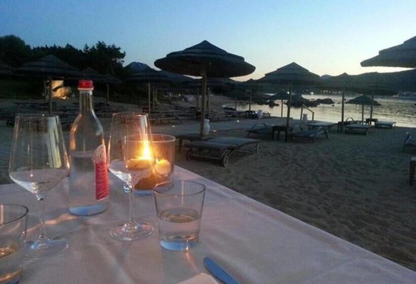 استودیوی استاندارد با چشمانداز دریا, Marinella, Sardegna