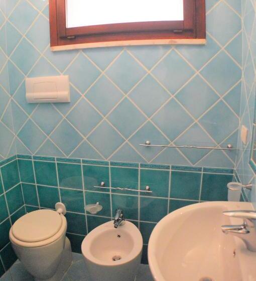 استودیوی استاندارد با چشمانداز دریا, Marinella, Sardegna