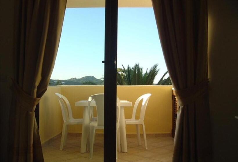 آپارتمان 1 خوابه با چشمانداز دریا, Marinella, Sardegna