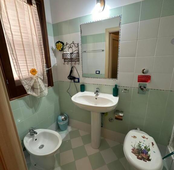 اتاق استاندارد, Isoladelmiele