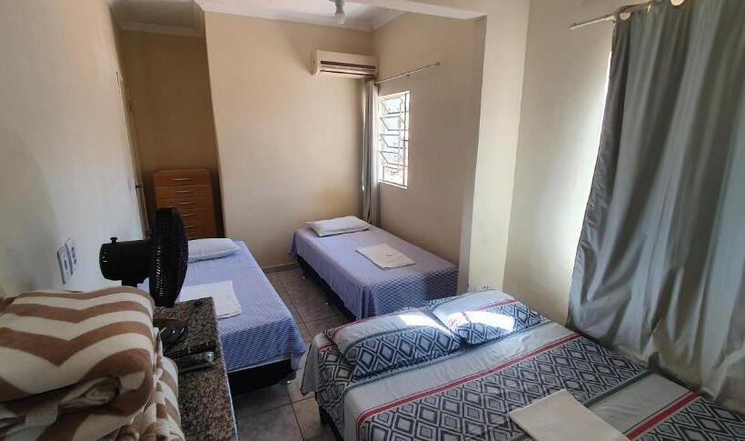 Quarto Triplo Estandar, Pousada Azevedo