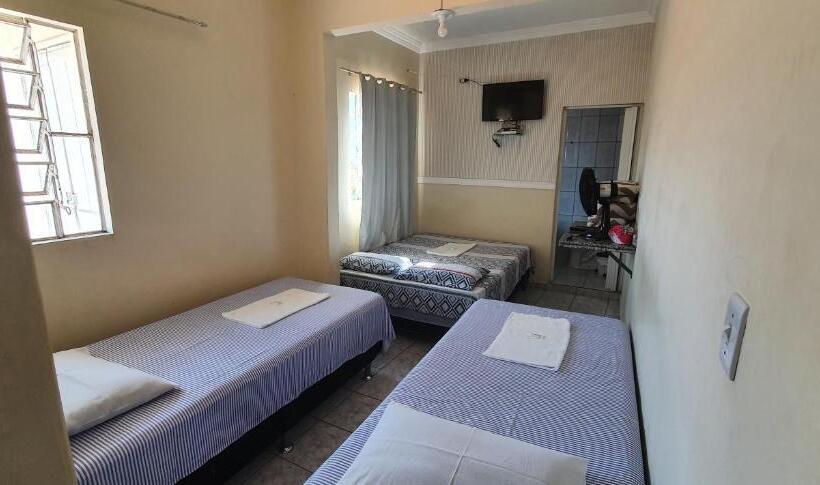 חדר סטנדרט לשלושה, Pousada Azevedo