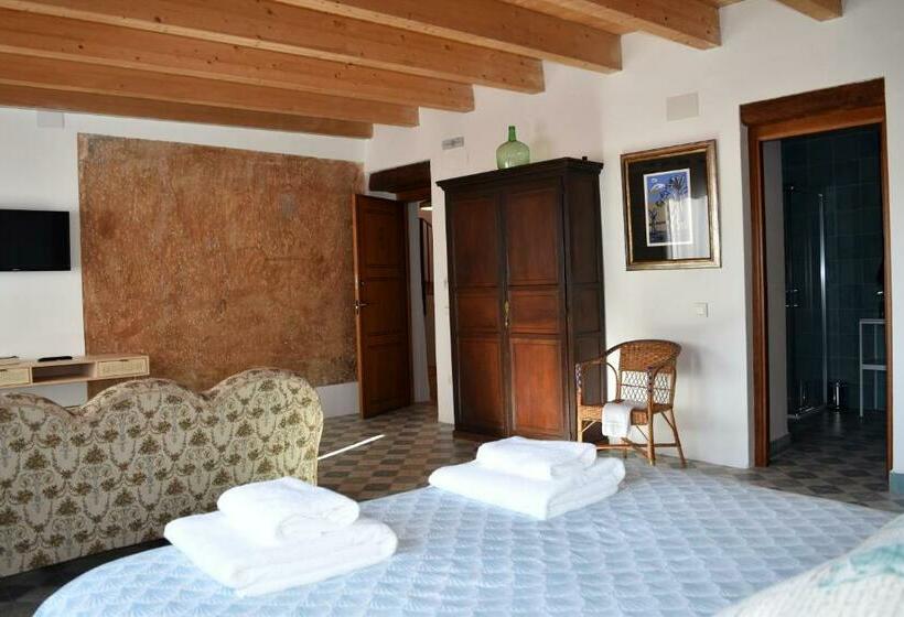 جناح مزود بجاكوزى, Castillo Palacio De Bulbuente