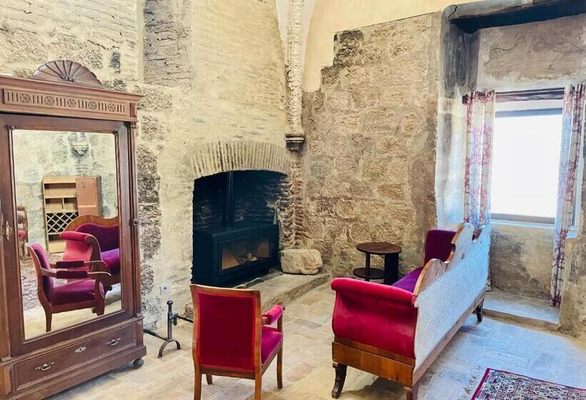 جناح سوبيريور, Castillo Palacio De Bulbuente