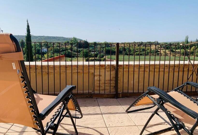 جناح مطلّ علي الجبل, Castillo Palacio De Bulbuente